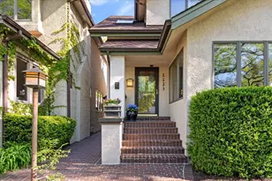 1123 Cleveland St, Evanston, IL 60202 - Photo 3