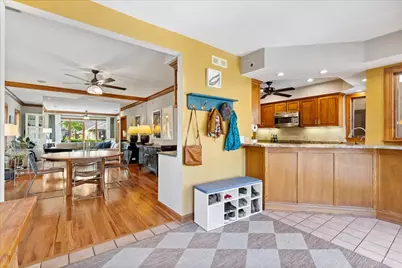 1123 Cleveland Street, Evanston, IL 60202 - Photo 13