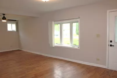 480 N 3rd Avenue, Coal City, IL 60416 - Photo 5
