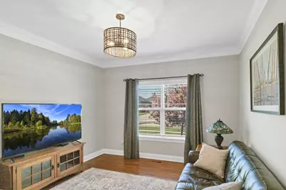 3679 Broadleaf Avenue, Elgin, IL 60124 - Photo 7