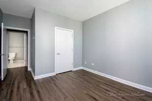 330 N Jefferson St, Chicago, IL 60661 - Photo 13
