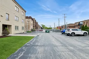 10704 Kilpatrick Ave, Oak Lawn, IL 60453 - Photo 19