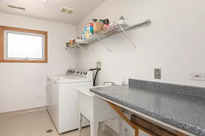 8233 N Octavia Avenue, Niles, IL 60714 - Photo 17