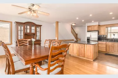 8233 N Octavia Avenue, Niles, IL 60714 - Photo 7