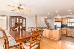 8233 N Octavia Ave, Niles, IL 60714 - Photo 7