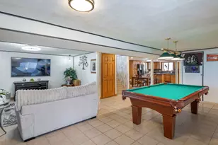 506 Forest Preserve Dr, Wood Dale, IL 60191 - Photo 15