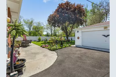 506 Forest Preserve Drive, Wood Dale, IL 60191 - Photo 25
