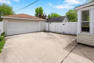 [Address not provided], Aurora, IL 60506 - Photo 25