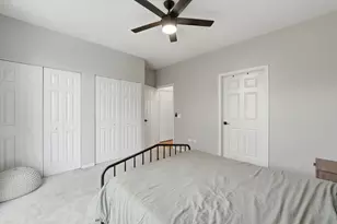 944 W 15th Pl, Chicago, IL 60608 - Photo 19