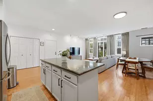 944 W 15th Pl, Chicago, IL 60608 - Photo 11