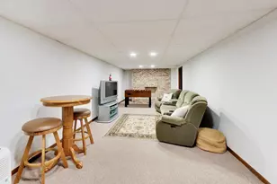 9641 E Shore Dr, Oak Lawn, IL 60453 - Photo 25