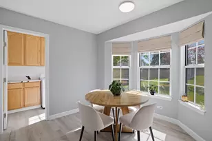 7 Arthur Ct, Streamwood, IL 60107 - Photo 11