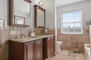 7 Arthur Ct, Streamwood, IL 60107 - Photo 23