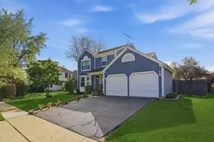 7 Arthur Ct, Streamwood, IL 60107 - Photo 3