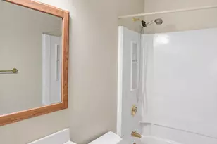 1145 Hunting Dr W, Palatine, IL 60067 - Photo 9
