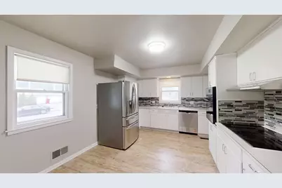 620 W White Street, Champaign, IL 61820 - Photo 13