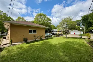 620 W White St, Champaign, IL 61820 - Photo 37