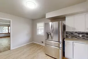 620 W White St, Champaign, IL 61820 - Photo 15