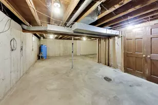 43W770 Fescue Ct, Saint Charles, IL 60175 - Photo 27