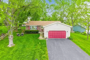 43W770 Fescue Ct, Saint Charles, IL 60175 - Photo 47