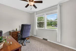 5N675 Cochise Dr, Maple Park, IL 60151 - Photo 15