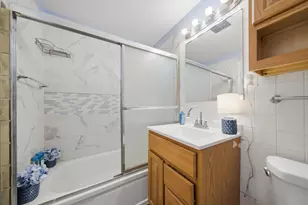 6950 S Cregier Ave, Chicago, IL 60649 - Photo 9