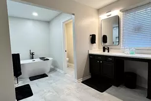 295 Winchester Dr, Algonquin, IL 60102 - Photo 23