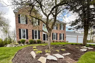295 Winchester Dr, Algonquin, IL 60102 - Photo 1