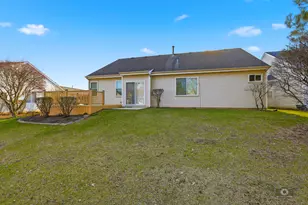 21011 W Torrey Pines Ct, Plainfield, IL 60544 - Photo 3