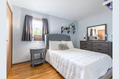 [Address not provided], Downers Grove, IL 60516 - Photo 9
