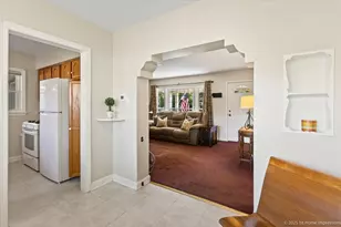 9206 S Troy Ave, Evergreen Park, IL 60805 - Photo 11