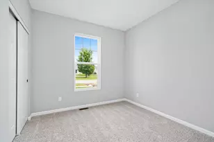 427 Riverbend Dr, Genoa, IL 60135 - Photo 29