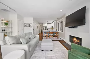 3752 N Fremont St, Chicago, IL 60613 - Photo 7