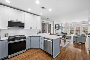 3752 N Fremont St, Chicago, IL 60613 - Photo 11