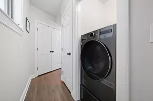 3752 N Fremont St, Chicago, IL 60613 - Photo 21