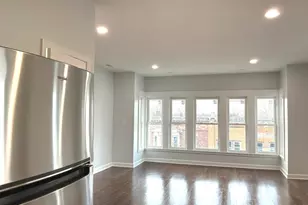 224 E Cass St, Joliet, IL 60432 - Photo 5