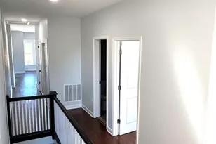 224 E Cass St, Joliet, IL 60432 - Photo 11