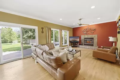 1N589 Goodrich Avenue, Glen Ellyn, IL 60137 - Photo 11