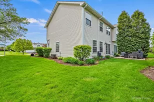 1070 Lily Field Ln, Bolingbrook, IL 60440 - Photo 27