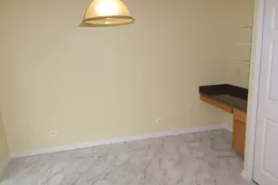 652 N Hidden Prairie Ct, Palatine, IL 60067 - Photo 5