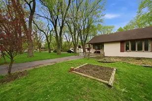 15800 Chappel St, South Holland, IL 60473 - Photo 3