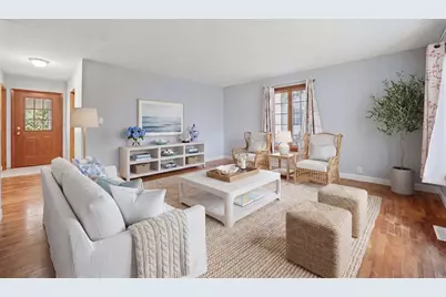 323 E Dresser Road, Dekalb, IL 60115 - Photo 7