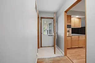 323 E Dresser Rd, Dekalb, IL 60115 - Photo 5