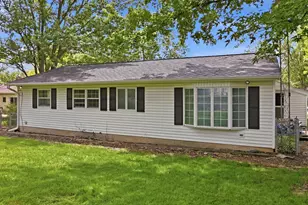 323 E Dresser Rd, Dekalb, IL 60115 - Photo 35