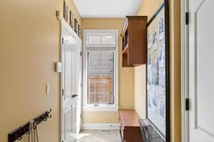 817 S Fairfield Ave, Elmhurst, IL 60126 - Photo 15