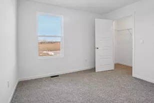 7076 Fair Oaks Rd, Racine, WI 53406 - Photo 35