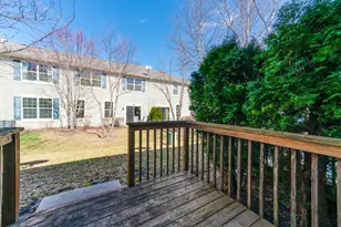 532 S Jade Ln, Round Lake, IL 60073 - Photo 25