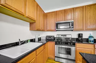 48 Wellesley Cir, Northbrook, IL 60062 - Photo 7