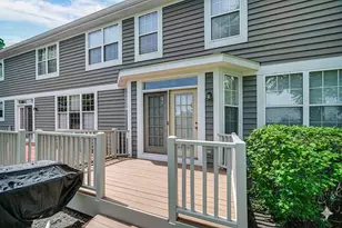 48 Wellesley Cir, Northbrook, IL 60062 - Photo 23