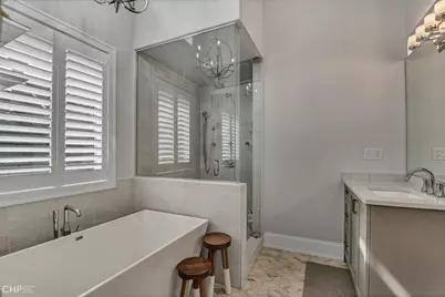2447 N Greenview Avenue, Chicago, IL 60614 - Photo 25